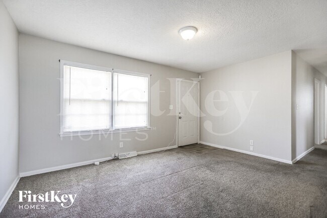 Foto del edificio - 6617 E 134th Terrace