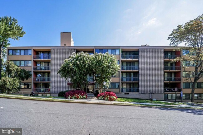 Foto del edificio - 4 S Van Dorn St