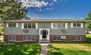 Building Photo - 1628 Kelby Dr