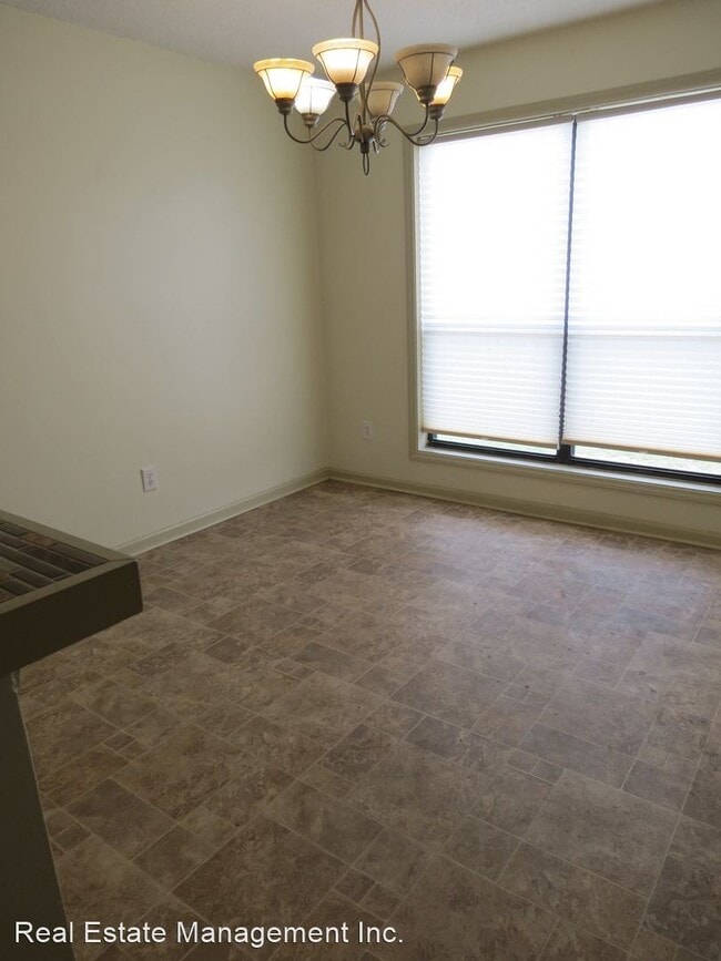Building Photo - 3 br, 2 bath House - 158 Bayberry Rd