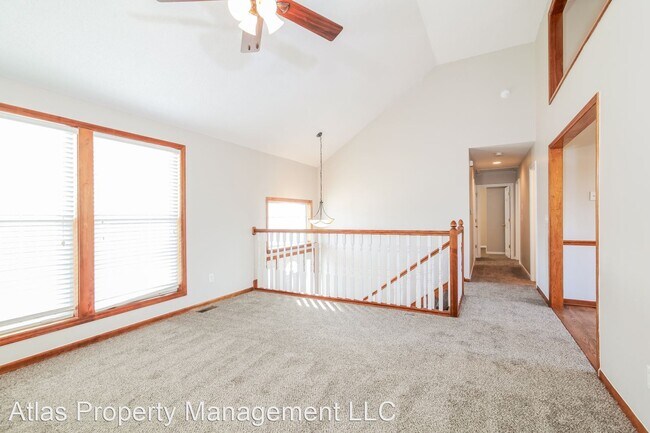 Building Photo - 3 br, 2.5 bath House - 806 Cindy Lane