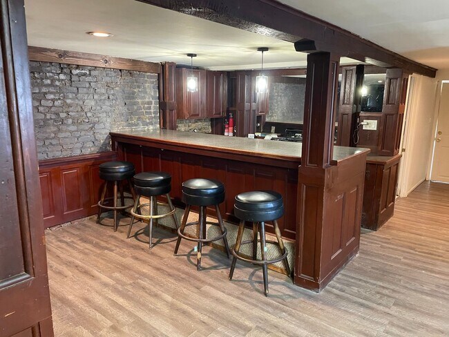 Foto del edificio - Cozy 1 Bedroom 1 Bathroom Basement Unit!