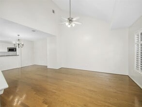 Building Photo - 1140 W 25th St