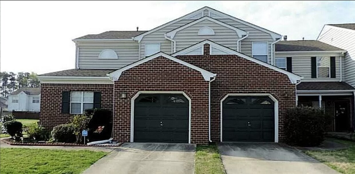 104 Linden Ct, Yorktown, VA 23693 Townhome Rentals in Yorktown VA