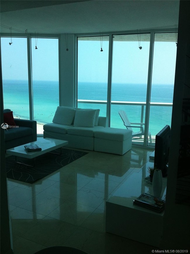 Building Photo - 6515 Collins Ave