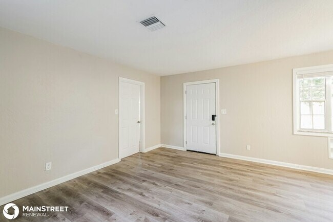 Foto del edificio - 1524 W RIVER SHORE WAY, TAMPA, FL 33603