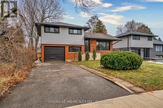 Building Photo - 178 Columbia Dr