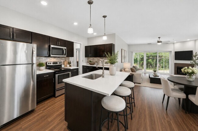 Foto del edificio - The Links at CenterPointe Townhomes