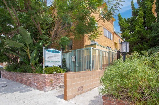 Building Photo - 1444 S Centinela Ave