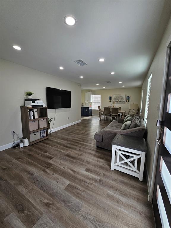 Foto del edificio - 13442 Orleans St