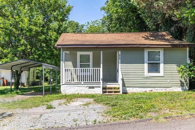 Photo - 1715 Fay St House