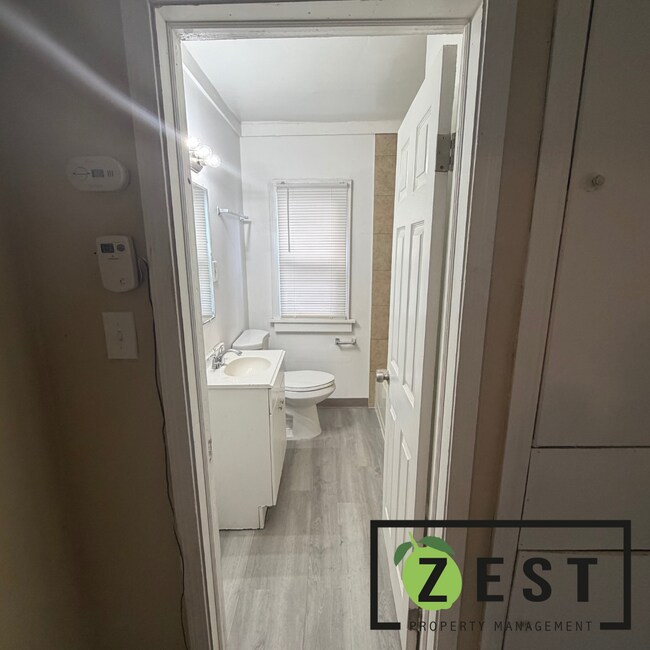 Foto del edificio - 15765 Washburn St