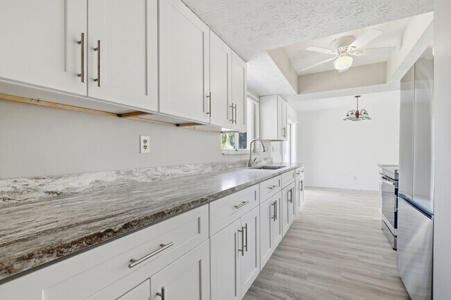 Foto del edificio - 1130 Alabar Ln