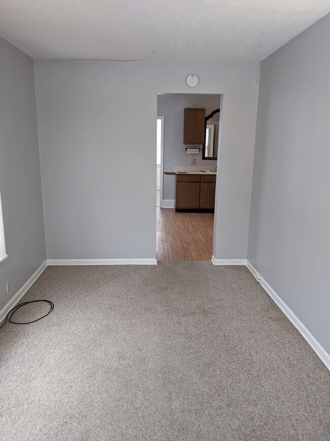 Foto del edificio - 642 Cherry St SE