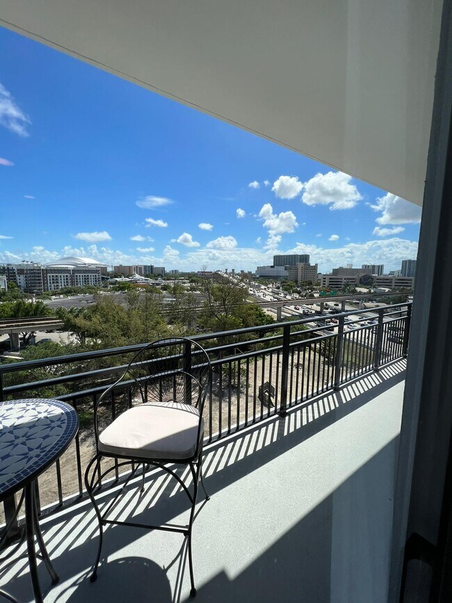 Foto del edificio - 1004 Sunnybrook Rd