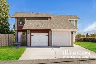 Building Photo - 758 Century Pl