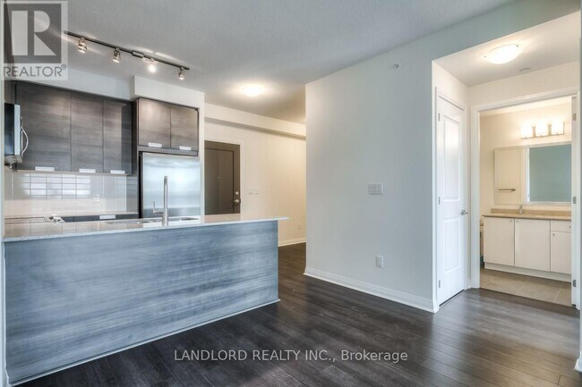 Building Photo - 5025 Four Springs Ave