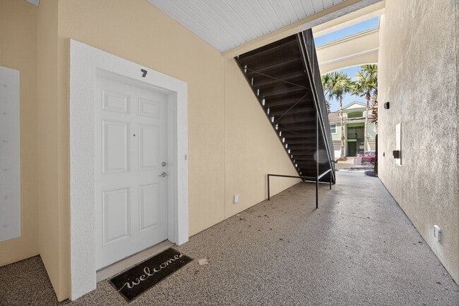 Photo - 13792 Herons Landing Way House