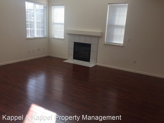 Building Photo - 3 br, 2.5 bath House - 2297 Campbell Circle