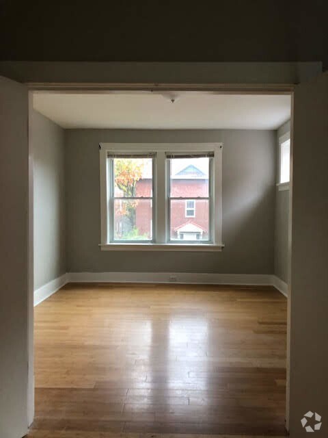 Building Photo - 3948 Miami St