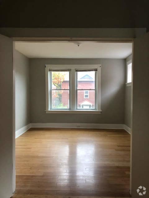 Building Photo - 3948 Miami St