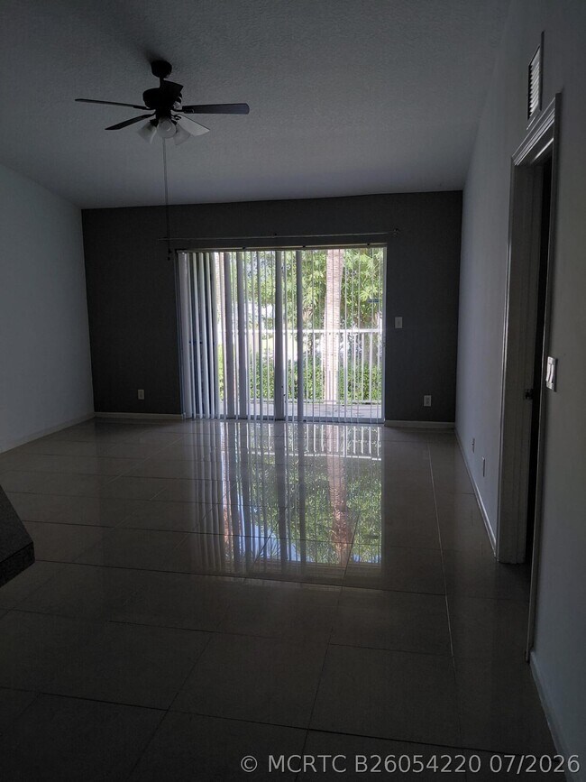 Building Photo - 4524 Oak Terrace Dr