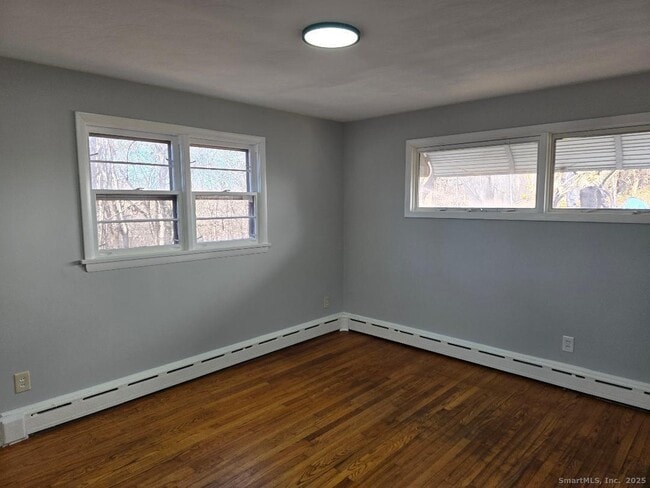 Building Photo - 401 Farmington Ave