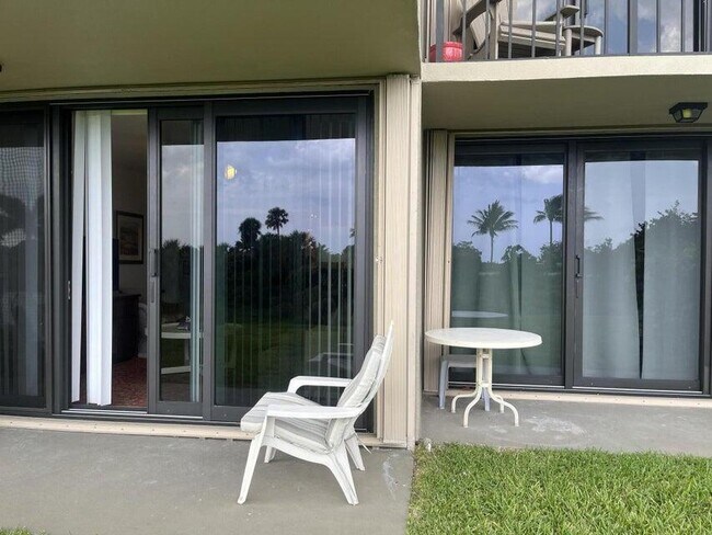 Foto del edificio - 101 S Seas Dr