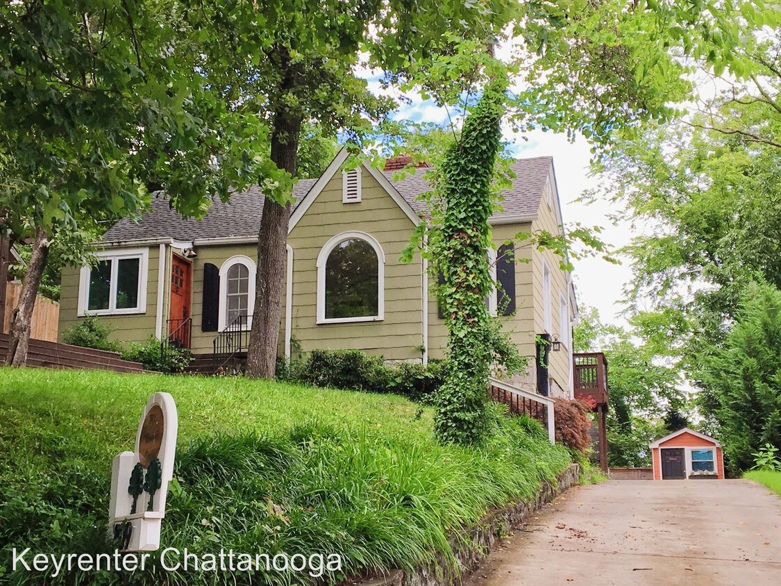 Primary Photo - 4 br, 3 bath House - 809 Mt. Vernon Circle