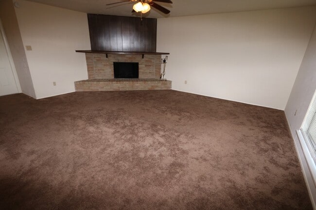 Foto del edificio - 17514 Autumn Trails Ln
