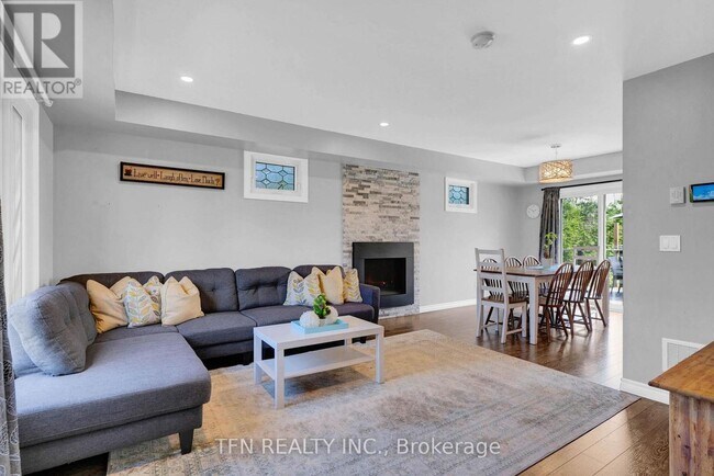 Building Photo - 4 Pinewood Blvd