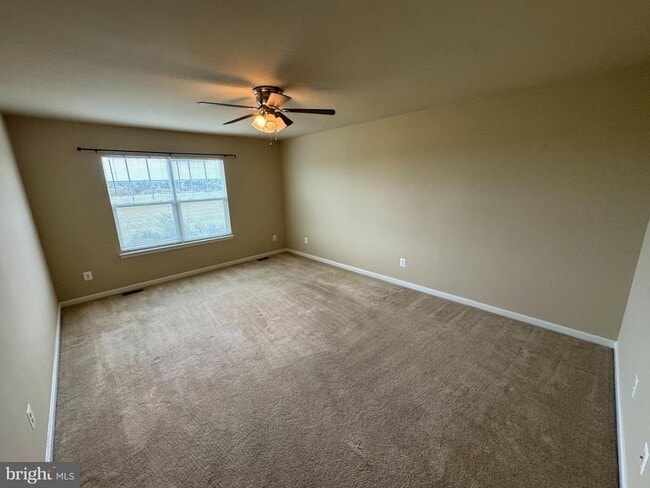 Building Photo - 105 Domino Ct