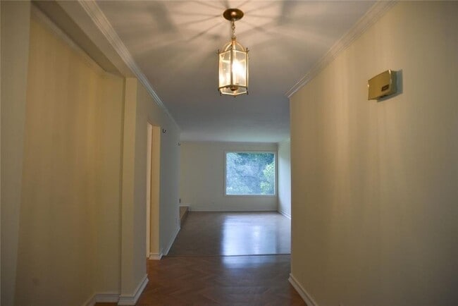 Foto del edificio - 5218 Meadowcreek Dr