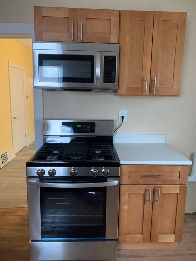 Foto principal - One Bedroom Single Family!