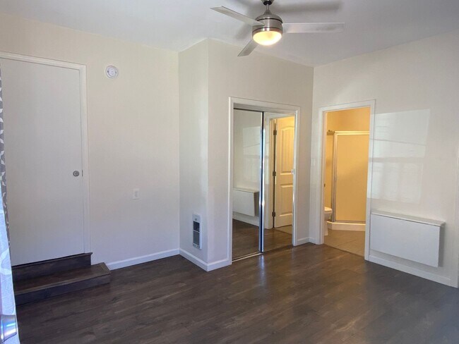 Foto del edificio - Studio in Central Point Loma