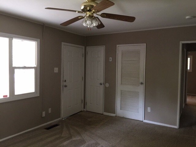 Foto del edificio - 2131 Haynes Ave