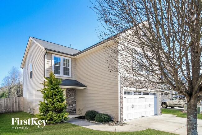 Building Photo - 5615 Misty Hill Cir