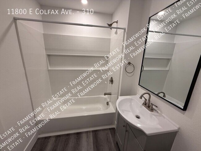 Foto del edificio - 11800 E Colfax Ave
