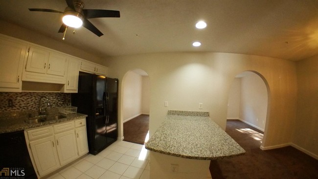 Building Photo - 3793 Soapstone Rd