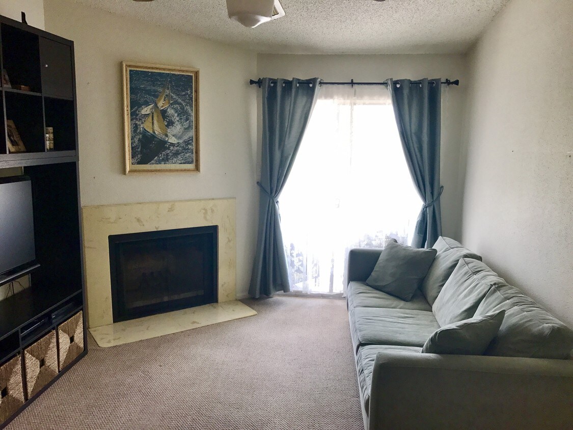 Foto principal - 12550 Whittington Dr
