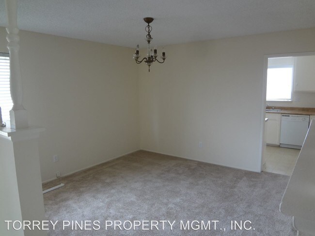 Building Photo - 3047 Governor Dr