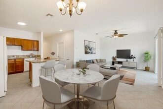 Building Photo - 4102 Emerald Vista