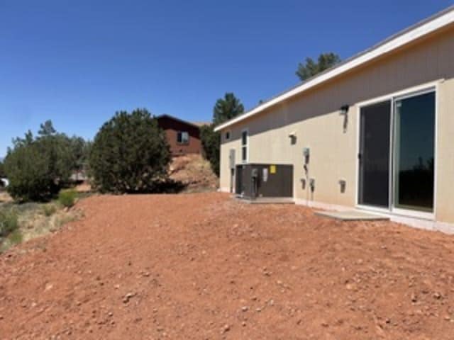 Building Photo - 15 Sunset Hills Dr