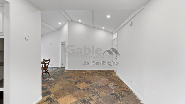 Foto del edificio - 6060 Colfax Ave