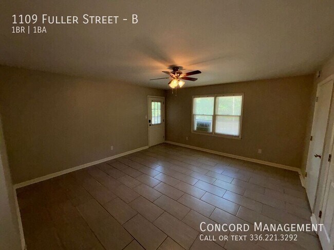 Foto del edificio - 1109 Fuller St
