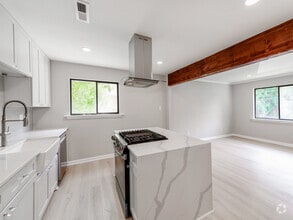Building Photo - 4925 Springview Rd