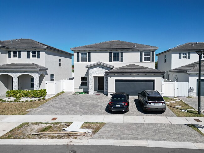 Building Photo - 21331 SW 127th Ct