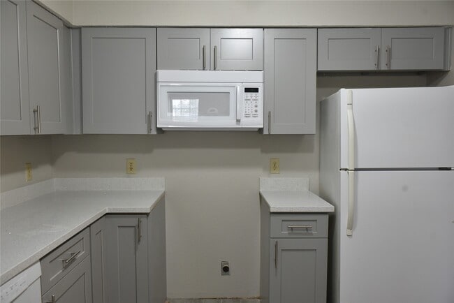 Building Photo - 3069 Windchase Blvd