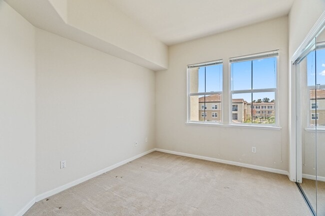 Building Photo - EXCLUSIVE PENTHOUSE UNIT IN MISSION TERRAC...