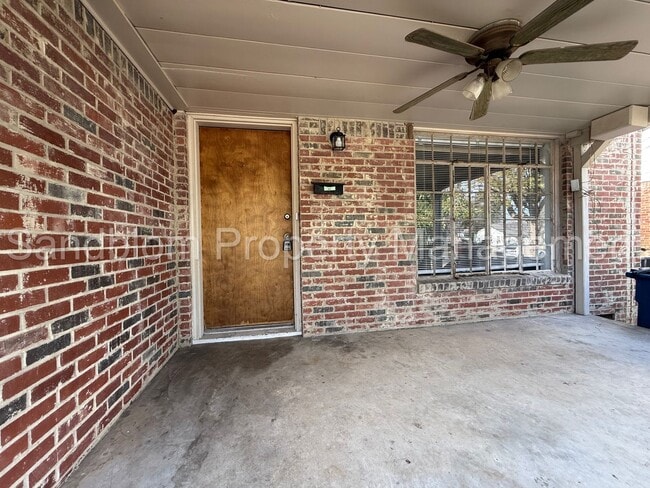 Foto del edificio - For Lease | University of Tulsa | Available Now!